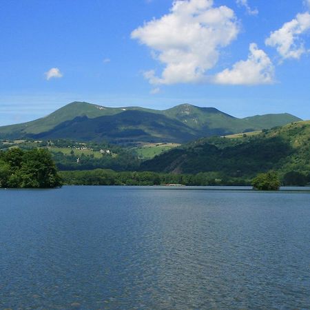 Вилла Les Chenets Шамбон-сюр-Лак Экстерьер фото